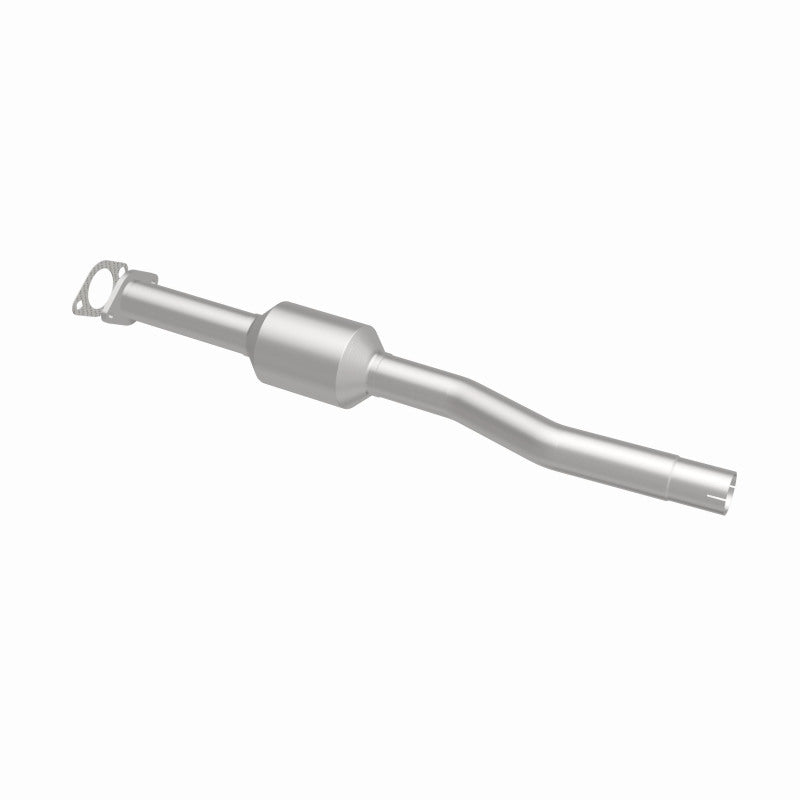MagnaFlow direct-fit catalytic converter fits 2010-2016 Chevrolet Equinox, GMC Terrain, and additional vehicles. Avoid potential exhaust leaks by using the included gaskets to get 