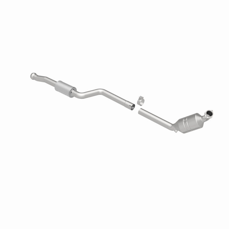 MagnaFlow direct-fit catalytic converter fits 2010 Mercedes-Benz C300 stainless steel CARB compliant