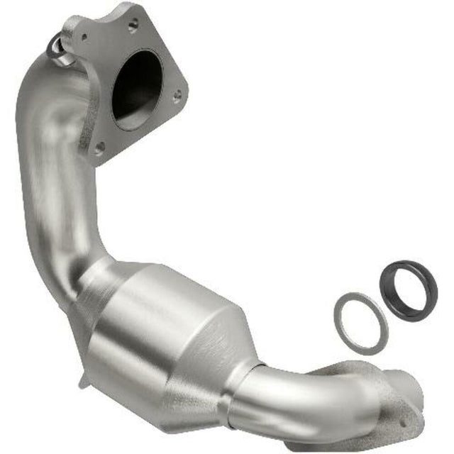 MagnaFlow direct-fit catalytic converter fits 2011-2015 Juke L4 1.6 1.6 inch inlet/outlet stainless steel CARB compliant 52438
