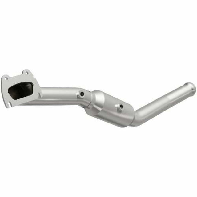MagnaFlow direct-fit catalytic converter for 2011-2012 Dodge Grand Cherokee stainless steel CARB compliant 5551737