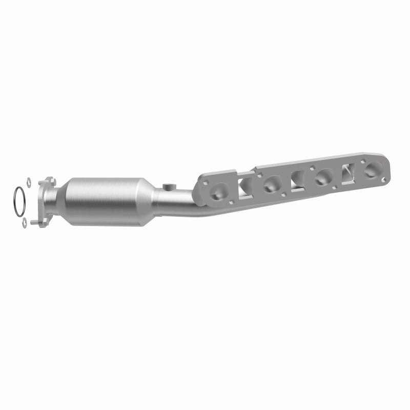 MagnaFlow direct-fit catalytic converter for 2014-2017 Infiniti QX56 stainless steel CARB compliant