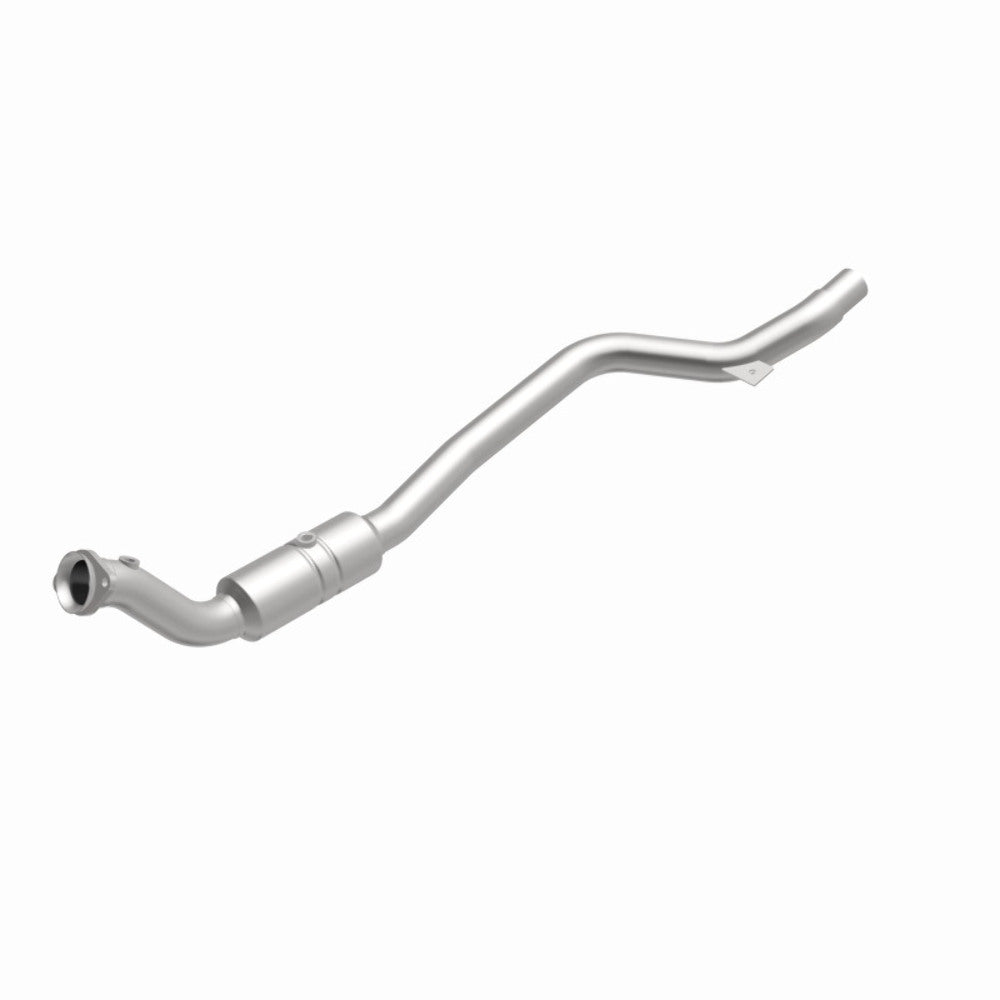 MagnaFlow direct-fit catalytic converter for 2011-2014 Chrysler 3.6 inch inlet/outlet CARB compliant 52100