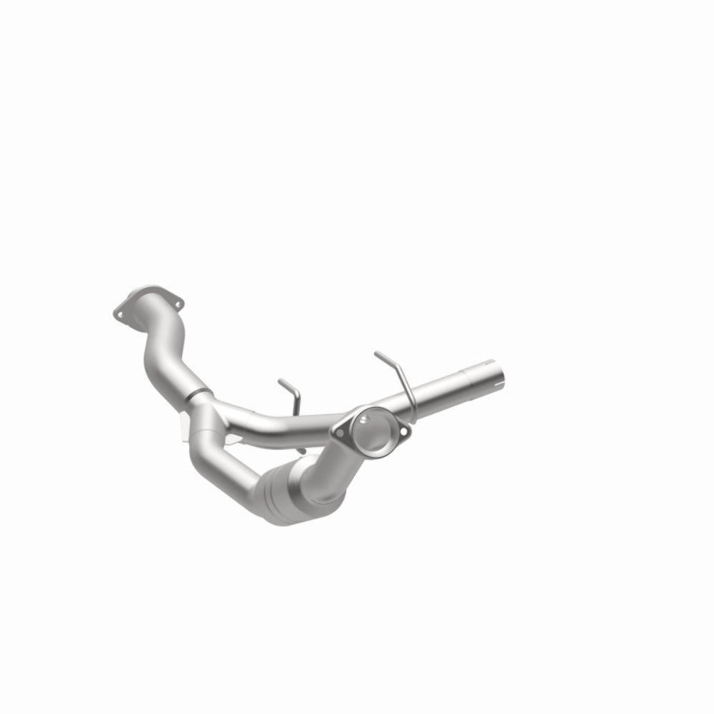 MagnaFlow direct-fit catalytic converter for 2011-2014 Ford F-150 3.5L 3.5 inch inlet/outlet stainless steel CARB compliant OBDII 52429