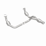 MagnaFlow direct-fit catalytic converter for 2011-2015 GMC 6.2L stainless steel CARB compliant 5582616