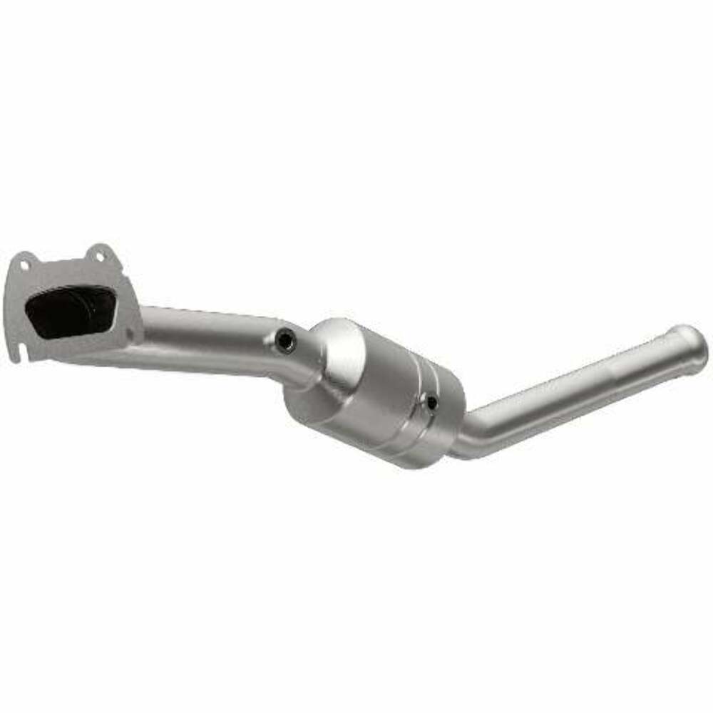 MagnaFlow direct-fit catalytic converter for 2011-2012 Dodge Grand Cherokee 3.6L passenger side stainless steel CARB compliant OBDII 49737