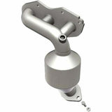 MagnaFlow direct-fit catalytic converter fits 2011 Sienna 3.5 3.5 inch inlet/outlet stainless steel CARB compliant 52556