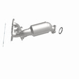 MagnaFlow direct-fit catalytic converter fits 2011 Toyota Sienna 3.5L stainless steel CARB compliant 5582556