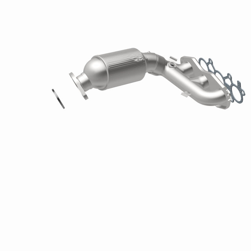 MagnaFlow direct-fit catalytic converter fits 2011 Toyota Sienna 3.5L stainless steel CARB compliant 5582556