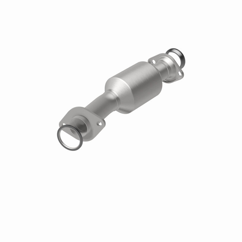 MagnaFlow direct-fit catalytic converter fits 2011 Toyota Sienna 3.5L stainless steel CARB compliant 5592557