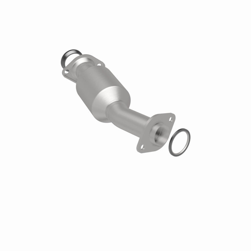 MagnaFlow direct-fit catalytic converter fits 2011 Toyota Sienna 3.5L stainless steel CARB compliant 5592557