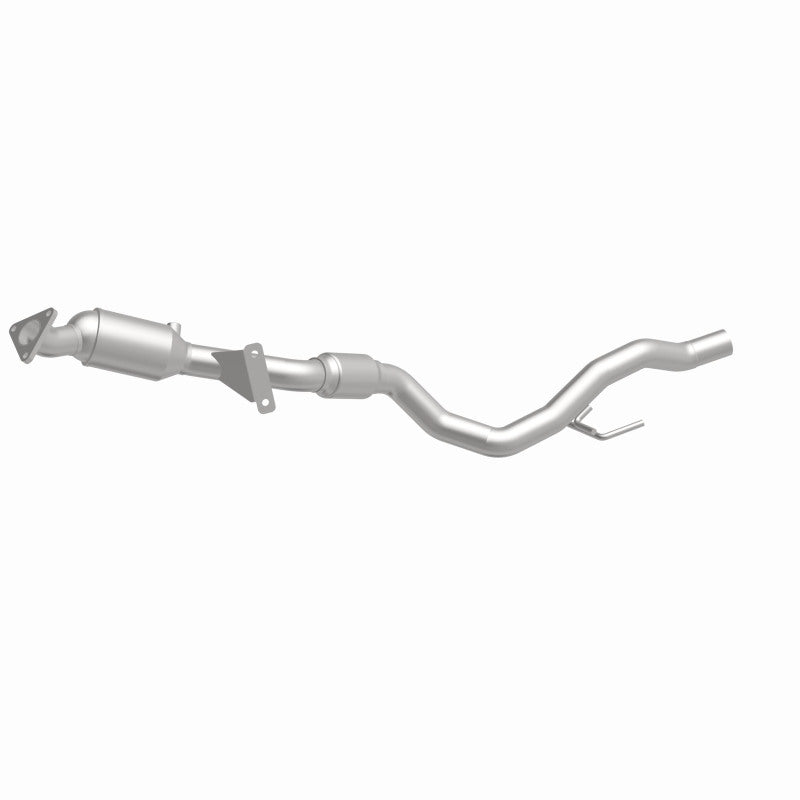 MagnaFlow direct-fit catalytic converter fits 2011- Volkswagen Touareg 3.6L stainless steel CARB compliant 5551410