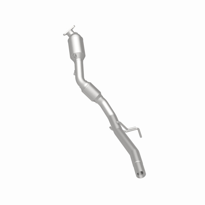 MagnaFlow direct-fit catalytic converter fits 2011- Volkswagen Touareg 3.6L stainless steel CARB compliant 5551411