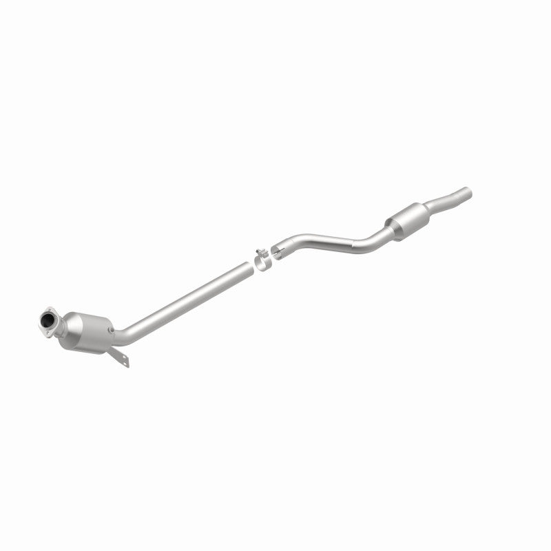 MagnaFlow direct-fit catalytic converter for 2012-2014 Mercedes-Benz 3.5L stainless steel CARB compliant 5561448