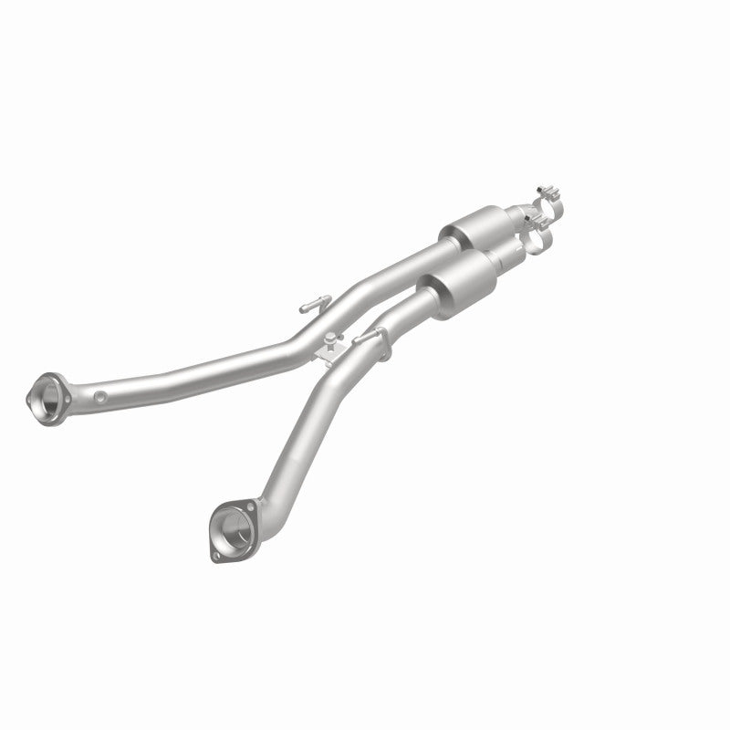 MagnaFlow direct-fit catalytic converter fits 2012-2014 CTS 3.6 3.6 inch inlet/outlet stainless steel CARB compliant 52969