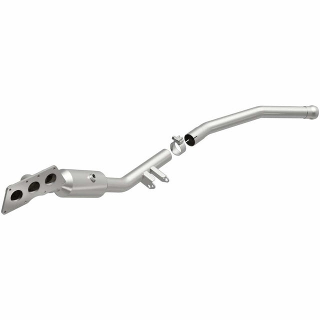 MagnaFlow direct-fit catalytic converter for 2012-2015 Mercedes-Benz stainless steel CARB compliant 5551067