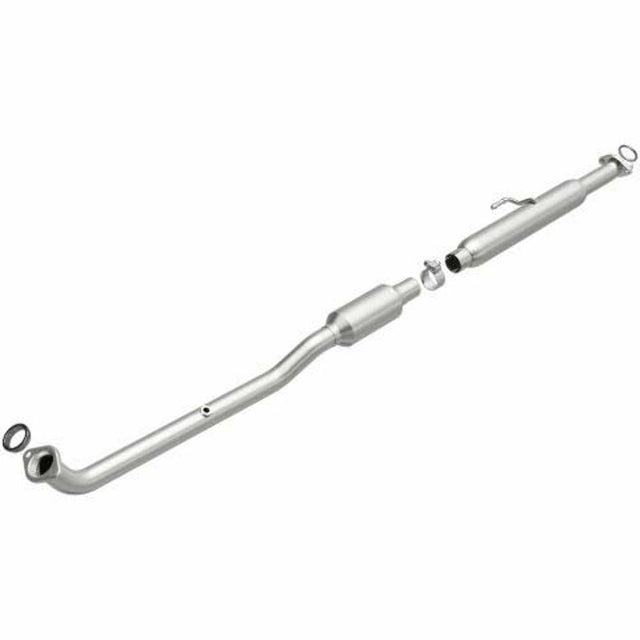 MagnaFlow direct-fit catalytic converter for 2012-2015 Toyota 2.5L stainless steel CARB compliant 5571095
