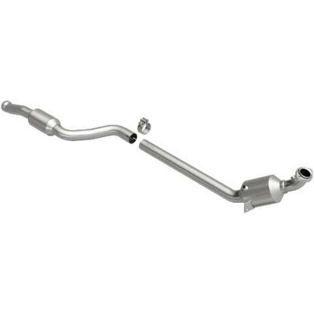 MagnaFlow direct-fit catalytic converter for 2012-2016 Mercedes-Benz 3.5 inch inlet/outlet stainless steel CARB compliant