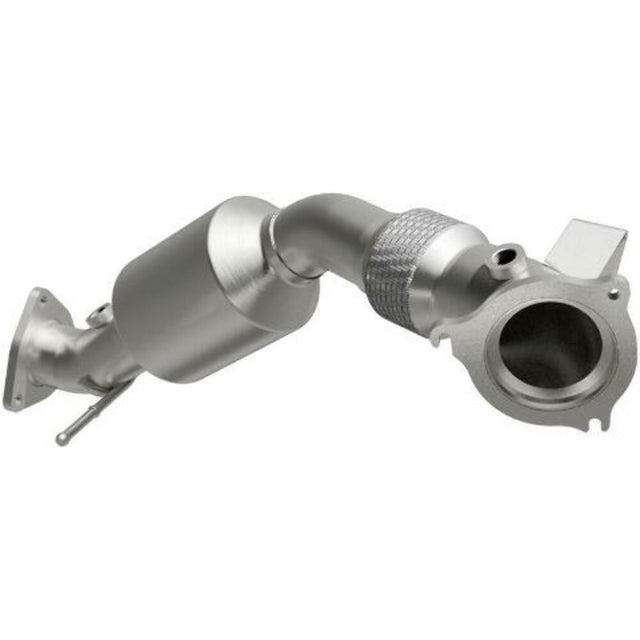 MagnaFlow direct-fit catalytic converter fits 2013-2015 Land Rover LR2 stainless steel CARB compliant OBDII
