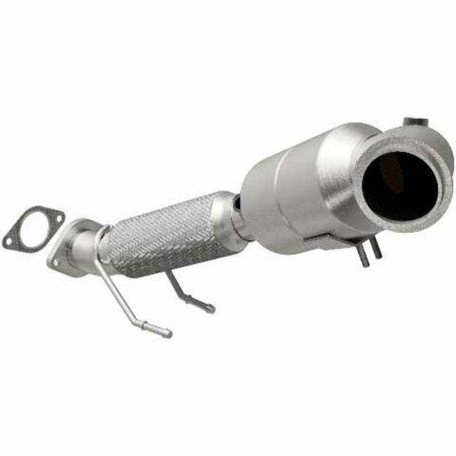 MagnaFlow direct-fit catalytic converter fits 2013 Ford Escape 2.0L T AWD 2.0L stainless steel CARB compliant 51352