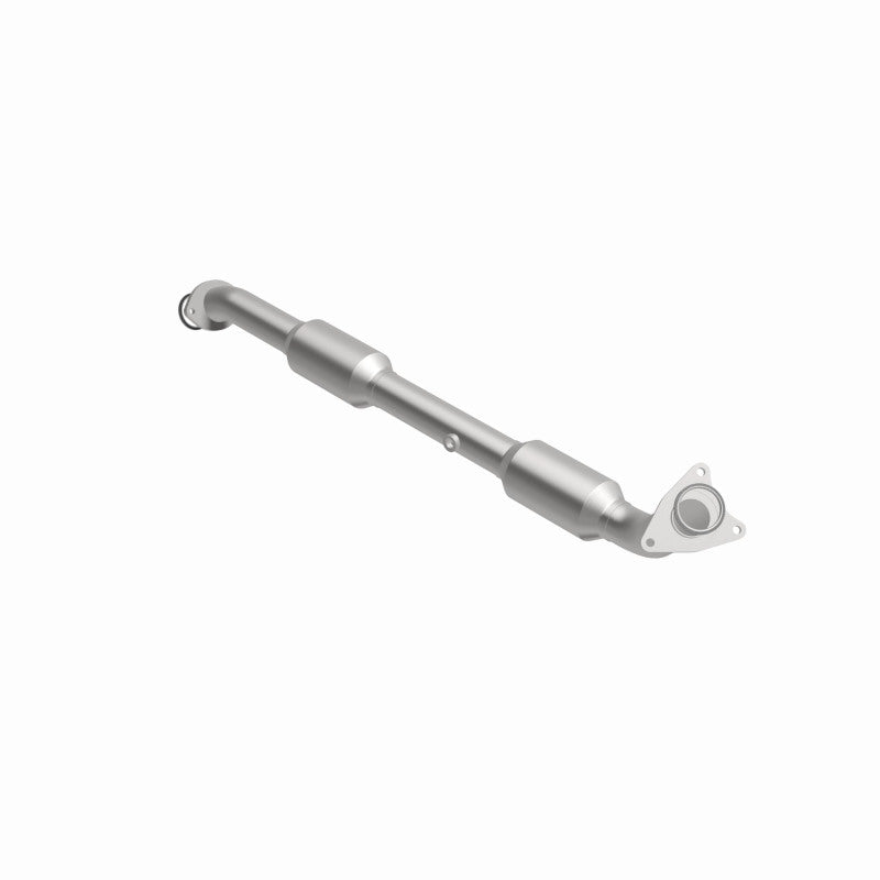 MagnaFlow direct-fit catalytic converter fits 2013-2016 Lexus LX570 and Toyota Land Cruiser. Avoid potential exhaust leaks by using the included gaskets to get a proper seal and 20