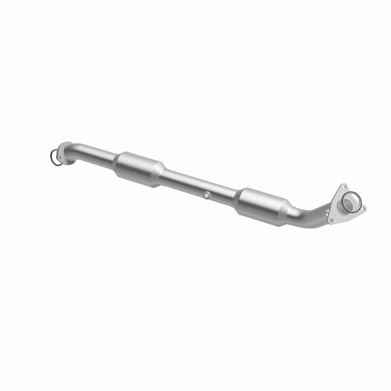 MagnaFlow direct-fit catalytic converter fits 2013-2016 Lexus LX570 and Toyota Land Cruiser. Avoid potential exhaust leaks by using the included gaskets to get a proper seal and 20