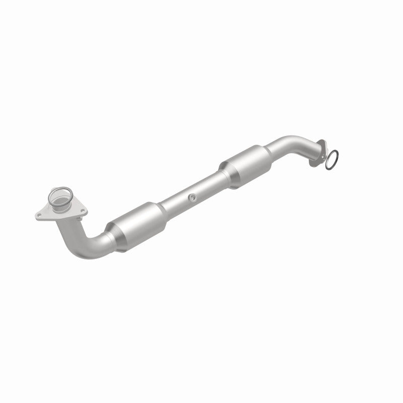 MagnaFlow direct-fit catalytic converter fits 2013-2016 Lexus LX570 and Toyota Land Cruiser. Avoid potential exhaust leaks by using the included gaskets to get a proper seal and 20