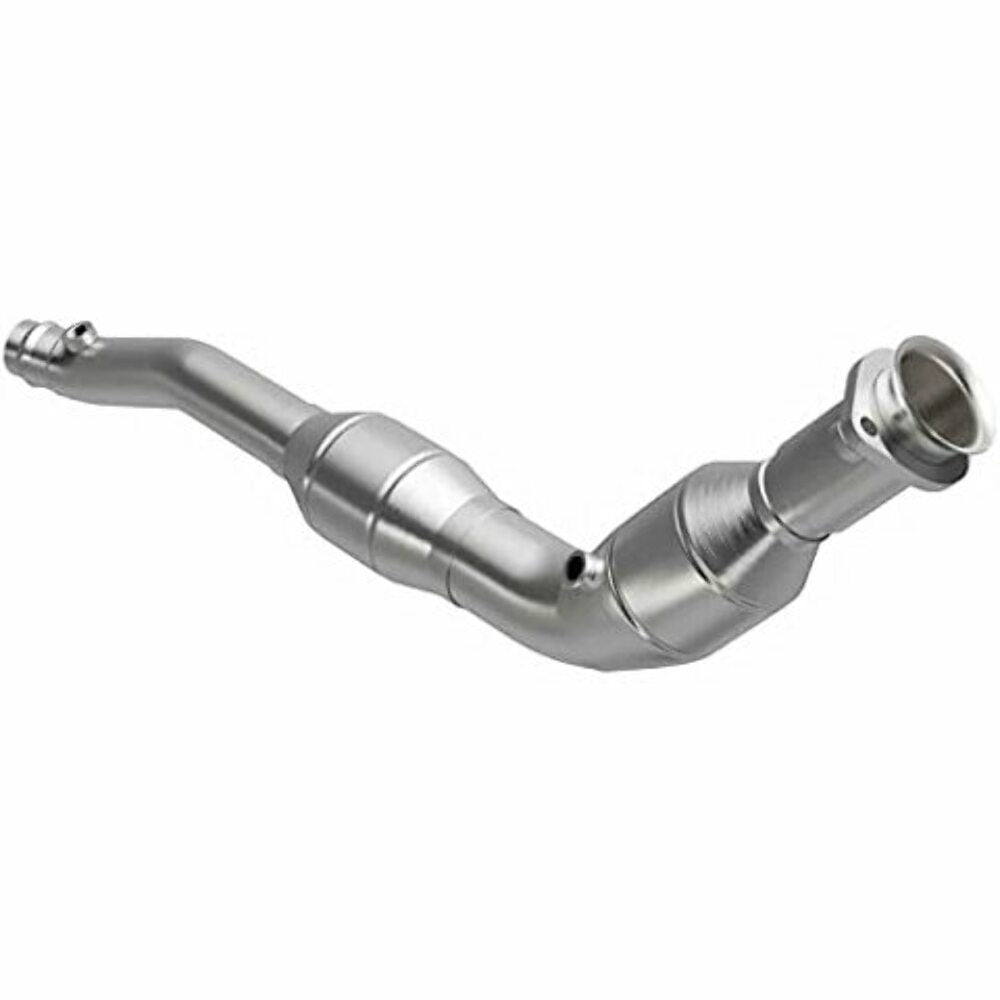 MagnaFlow direct-fit catalytic converter fits 2014-2016 Land Rover LR4 stainless steel CARB compliant OBDII