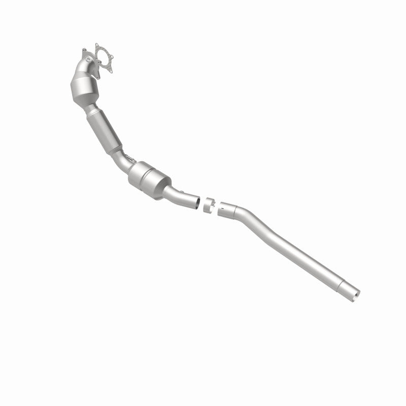 MagnaFlow direct-fit catalytic converter fits 2014- Volkswagen Tiguan 2.0L stainless steel CARB compliant 5582408