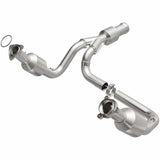 MagnaFlow direct-fit catalytic converter for 2015-2016 Cadillac 6.2L stainless steel CARB compliant 5582617