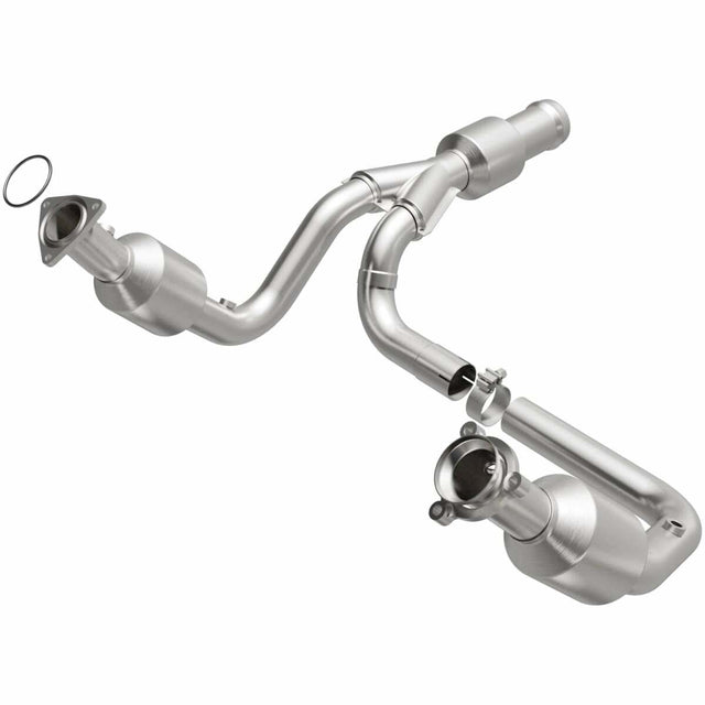 MagnaFlow direct-fit catalytic converter for 2015-2016 Cadillac 6.2L stainless steel CARB compliant 5582617