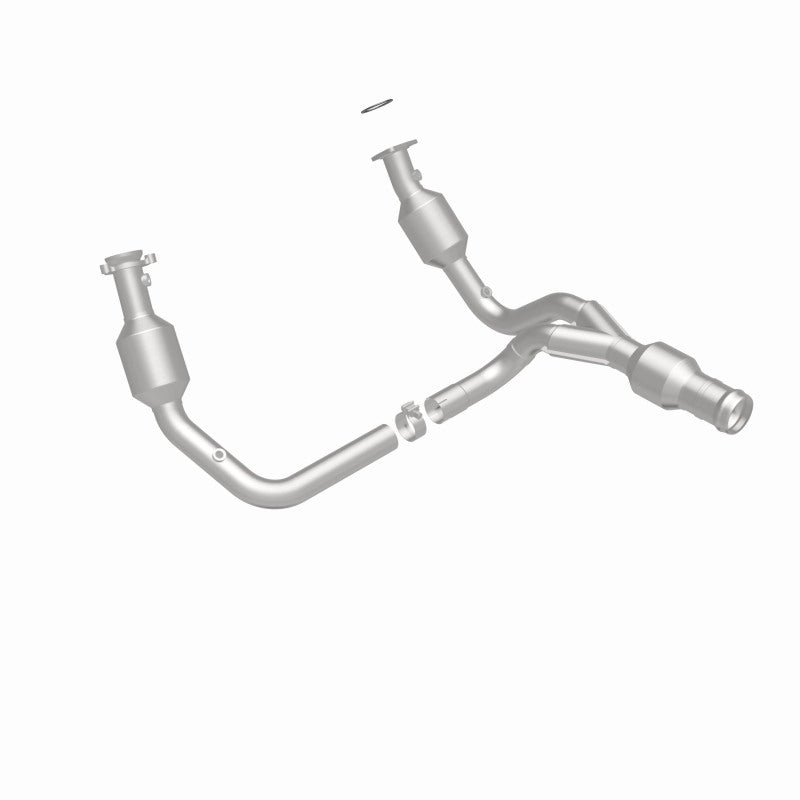 MagnaFlow direct-fit catalytic converter for 2015-2016 Cadillac 6.2L stainless steel CARB compliant 5582617