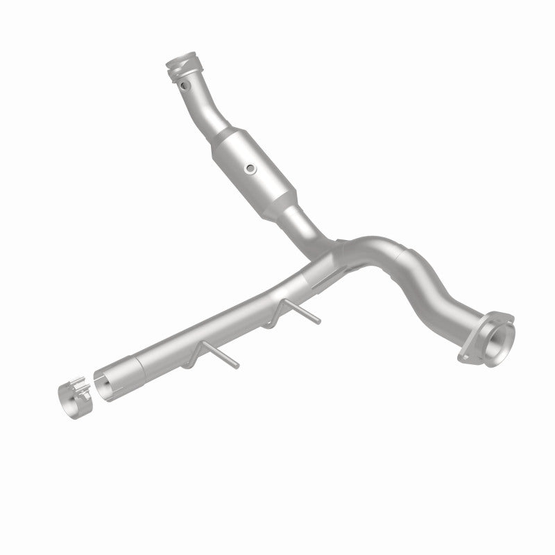 t 2015-2016 Ford F-150 Direct-Fit Catalytic Converter 5551470 Magnaflow MagnaFlow Exhaust Products