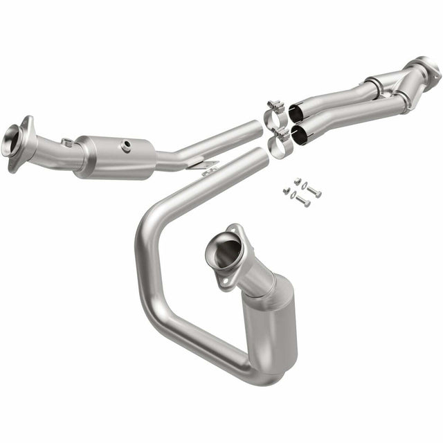 t 2015-2017 Ford Transit-150 CARB Compliant Catalytic Converter 5551436 Magnaflow MagnaFlow Exhaust Products