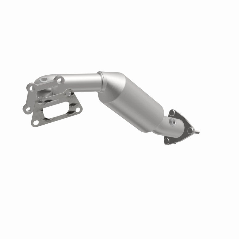 MagnaFlow direct-fit catalytic converter fits 2015-2017 Chevrolet Colorado and GMC Canyon, this and 2015 Colorado 3.6 3.6 inch inlet/outlet stainless steel CARB compliant 52611