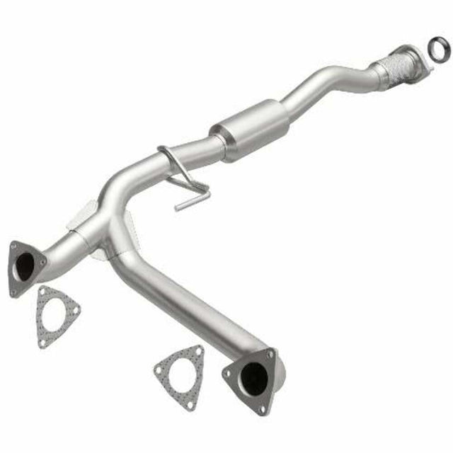 MagnaFlow direct-fit catalytic converter fits 2015-2017 Chevrolet Colorado and GMC Canyon, this and 2015 Colorado 3.6 3.6 inch inlet/outlet stainless steel CARB compliant 52612