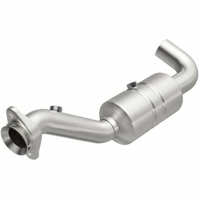 MagnaFlow direct-fit catalytic converter for 2017-2018 Ford F-150 3.5 inch inlet/outlet stainless steel CARB compliant OBDII 52591