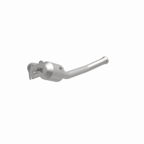 MagnaFlow direct-fit catalytic converter for 2013-2020 Dodge Grand Cherokee stainless steel CARB compliant OBDII