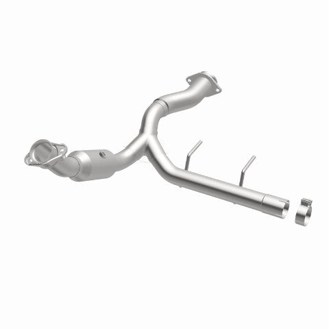 MagnaFlow direct-fit catalytic converter for 2015-2017 Ford F-150 stainless steel CARB compliant