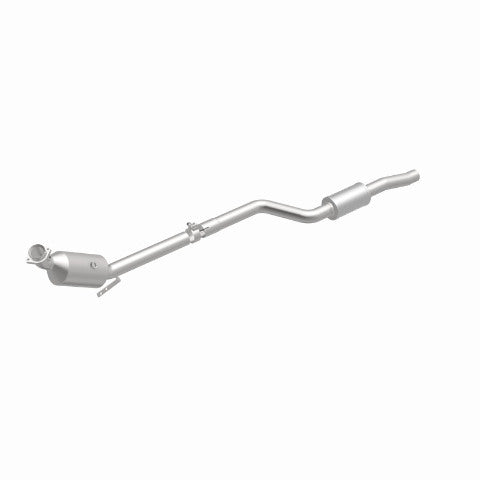 MagnaFlow direct-fit catalytic converter for 2011-2012 Mercedes-Benz stainless steel CARB compliant OBDII