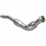 MagnaFlow direct-fit catalytic converter fits 2014-2016 Land Rover LR4 stainless steel CARB compliant OBDII