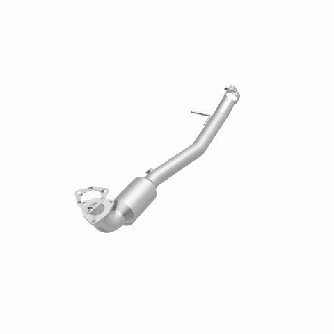 MagnaFlow direct-fit catalytic converter fits 2007-2009 Land Rover Range Rover stainless steel CARB compliant