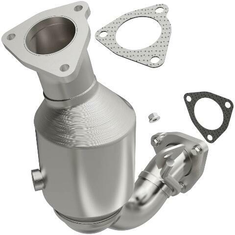 MagnaFlow direct-fit catalytic converter fits 2017 Audi Q7 stainless steel CARB compliant