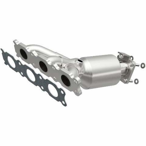 MagnaFlow direct-fit catalytic converter fits 2011-2014 Volvo XC90 stainless steel CARB compliant