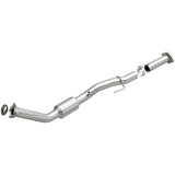 MagnaFlow direct-fit catalytic converter fits 2002-2005 Chevrolet Trailblazer EXT, GMC Envoy XL, and additional vehicles and 03 Chevy Trailblazer 4.2L stainless steel CARB complian