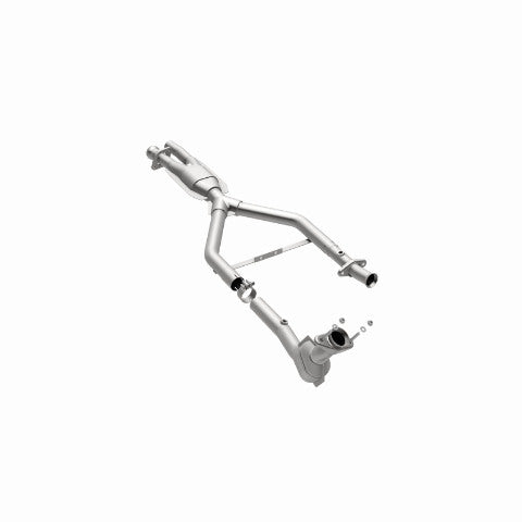 MagnaFlow direct-fit catalytic converter fits 1996-1998 Lincoln Mark VIII stainless steel CARB compliant 23187