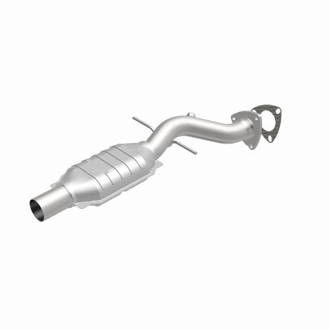 MagnaFlow direct-fit catalytic converter fits 1995 Chevrolet Blazer and 1995 GMC Jimmy and 1995 Chevrolet GM Blazer stainless steel CARB compliant 23416