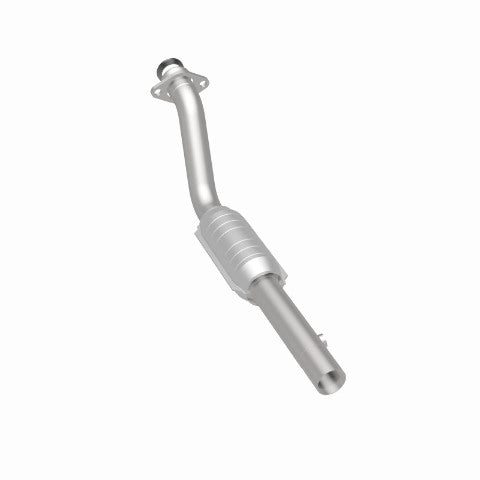 MagnaFlow direct-fit catalytic converter fits 1996 Buick Park Avenue, 1996 Buick LeSabre, and additional vehicles. Avoid potential exhaust leaks by using the included gaskets to ge