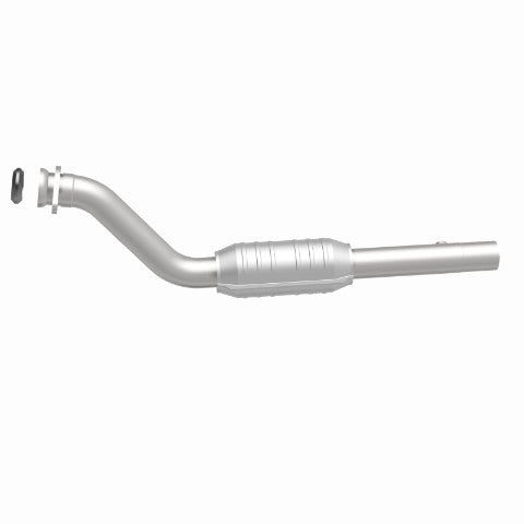 MagnaFlow direct-fit catalytic converter fits 1996 Buick Park Avenue, 1996 Buick LeSabre, and additional vehicles. Avoid potential exhaust leaks by using the included gaskets to ge