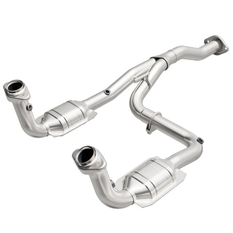 MagnaFlow direct-fit catalytic converter fits 2005-2007 Jeep Liberty 3.7L and 07 Jeep Liberty 3.7L stainless steel Federal EPA compliant OBDII 23957