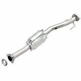 MagnaFlow direct-fit catalytic converter fits 2002-2005 Chevrolet Trailblazer, GMC Envoy, and additional vehicles. Avoid potential exhaust leaks by using the included gaskets to ge
